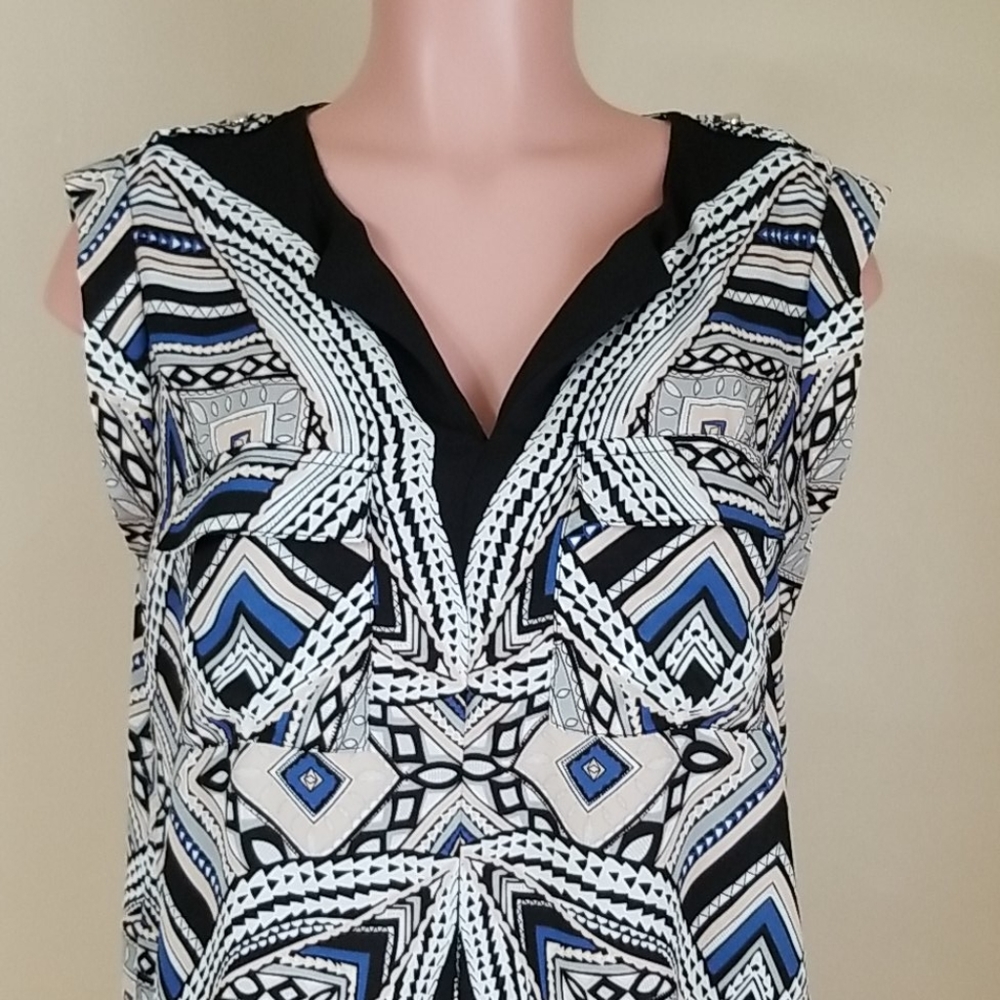 MOSSIMO SLEEVELESS TOP